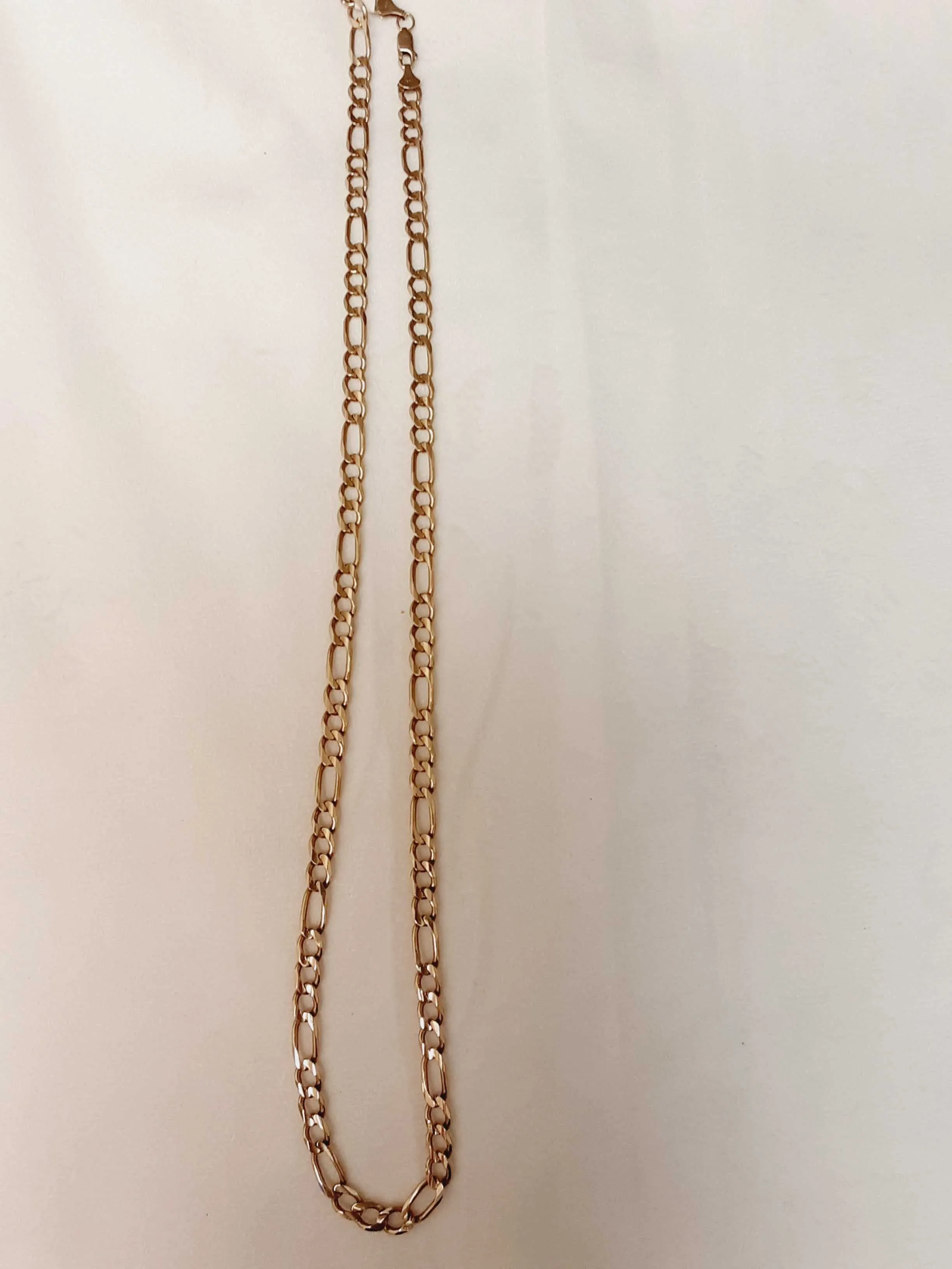 14k Yellow Gold Figaro Chain 24 Inches Long